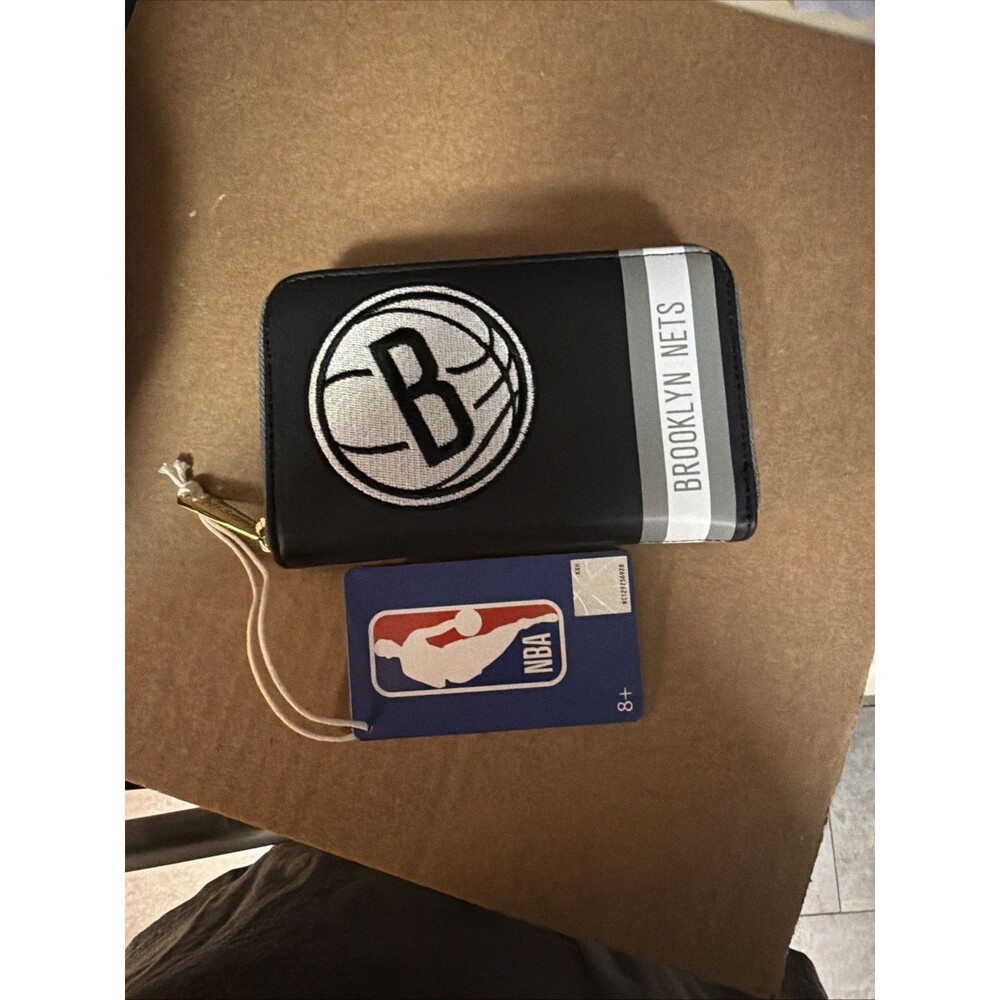 Loungefly NBA Brooklyn Nets Patch Icons Zip-Around Wallet ~ New With Tags